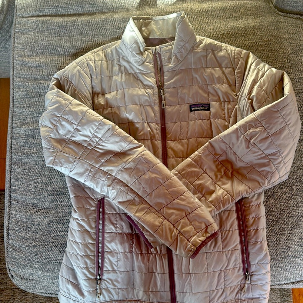 Women’s Patagonia jacket size M